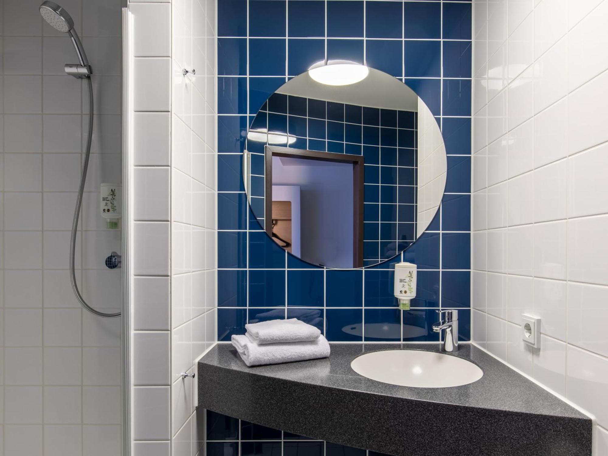 B&B Hotel Hamburg City-Ost Экстерьер фото