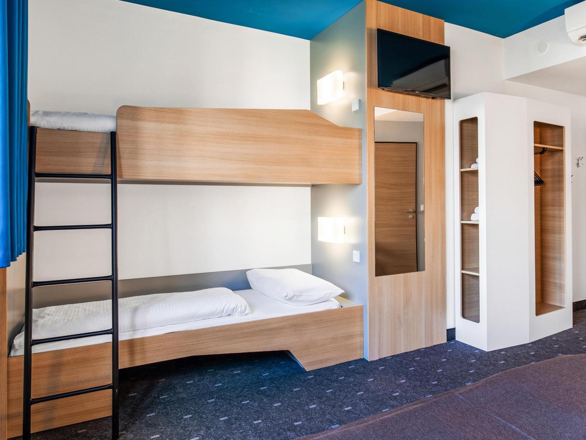 B&B Hotel Hamburg City-Ost Экстерьер фото